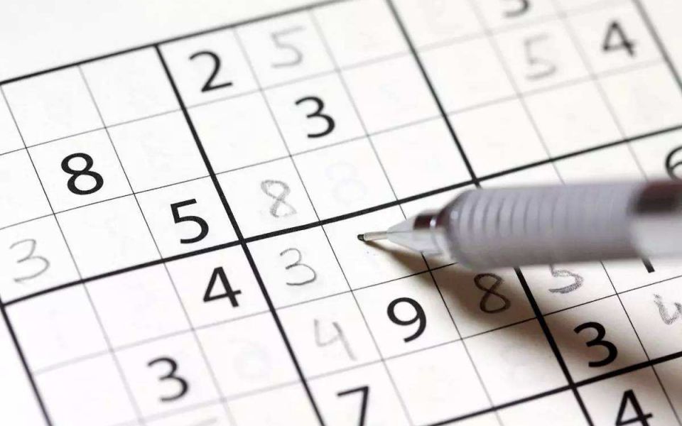 类似数独的数学游戏