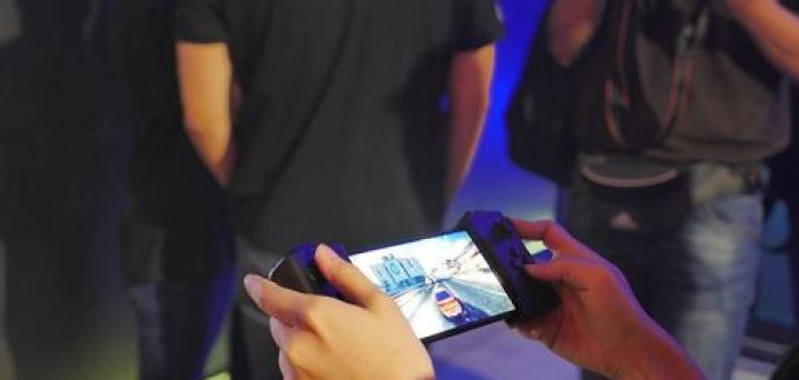 类似红色警戒的手机游戏